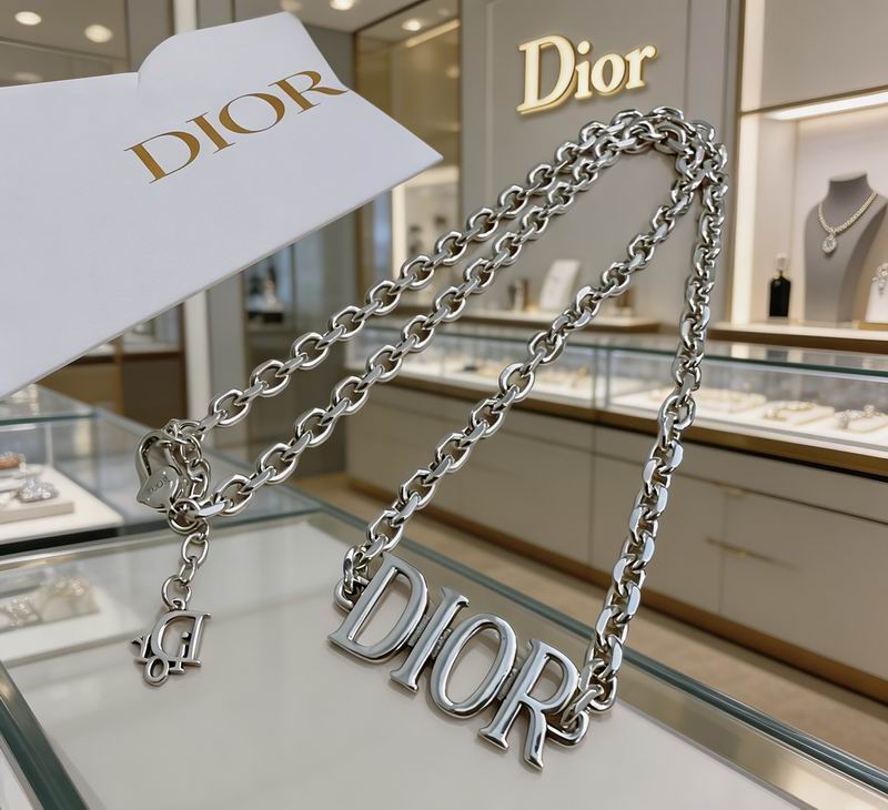 Dior Necklace 02yxs42 (6)