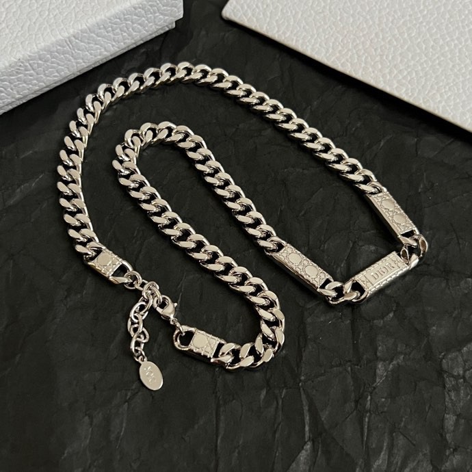 Dior Necklace 02yxs48 (6)