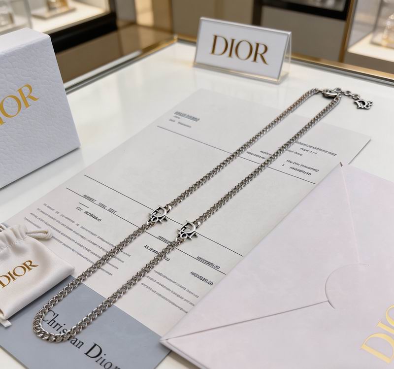 Dior Necklace 02yxs56 (1)
