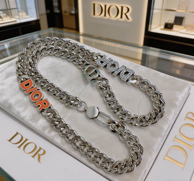 Dior Necklace 02yxs64 (1)