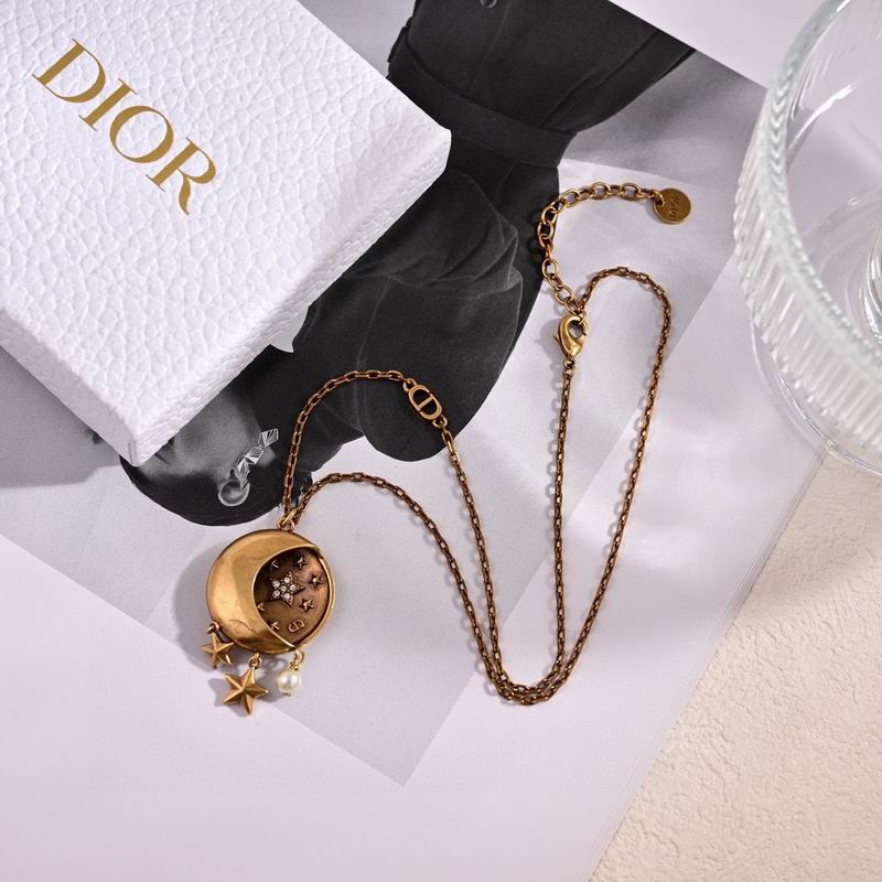 Dior Necklace 02yxs69 (3)