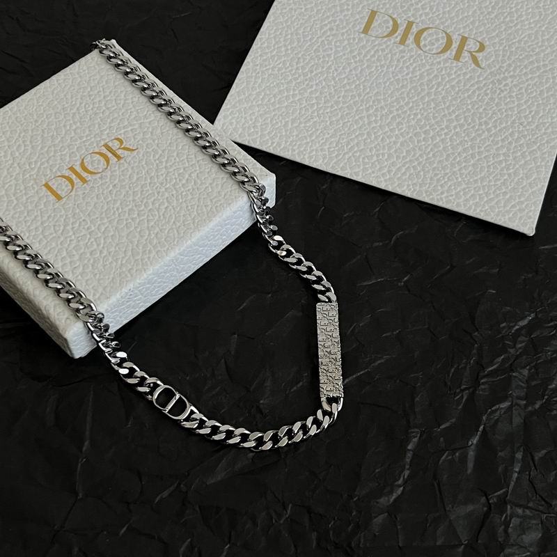 Dior Necklace 03yxs79 (1)