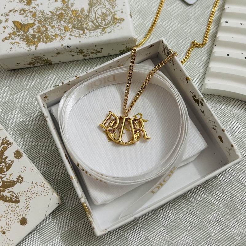 Dior Necklace 03yxs84 (5)