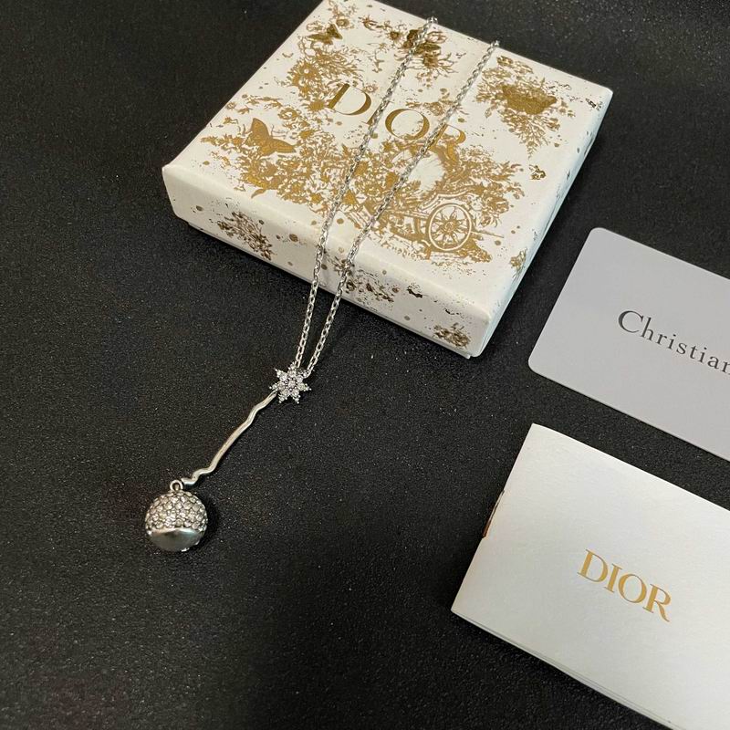 Dior Necklace 03yxs96 (10)
