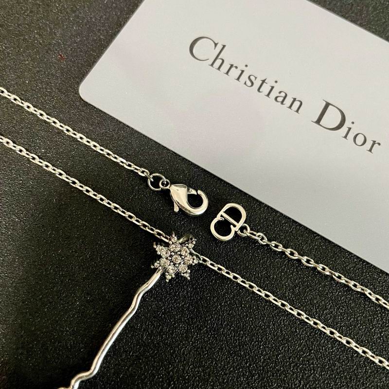 Dior Necklace 03yxs96 (11)
