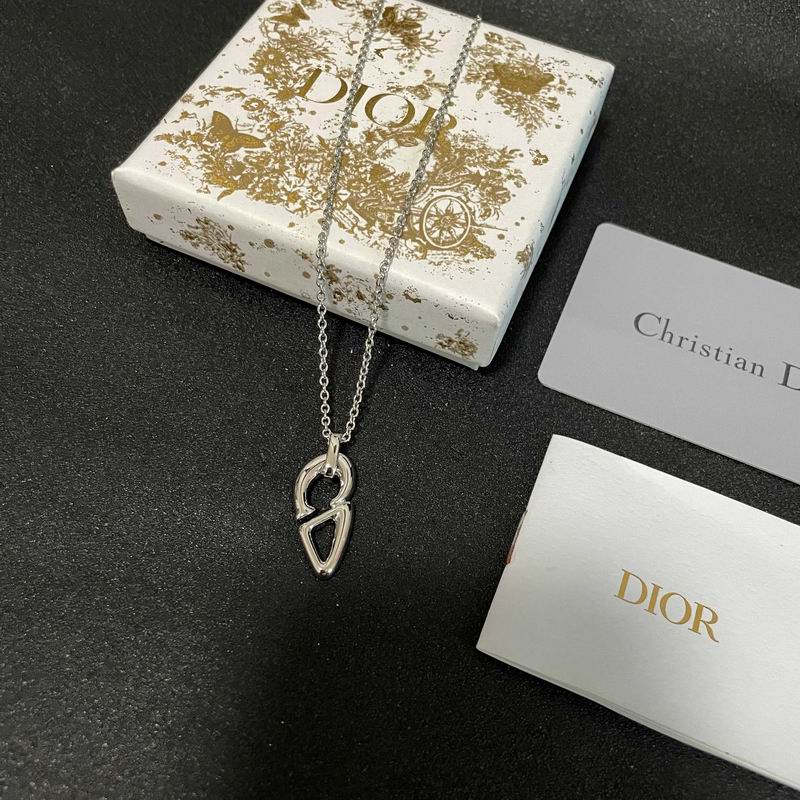 Dior Necklace 03yxs97 (2)