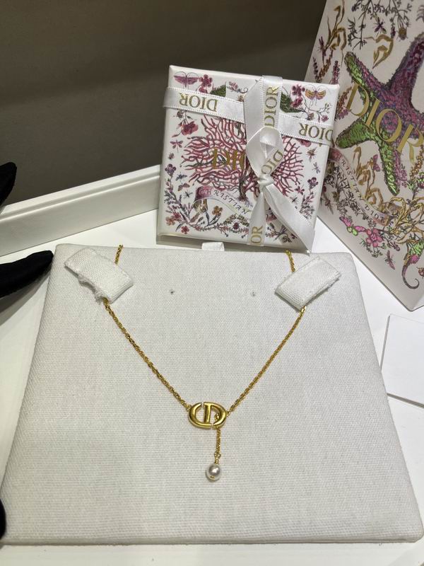 Dior Suits 02yxs01 (2)