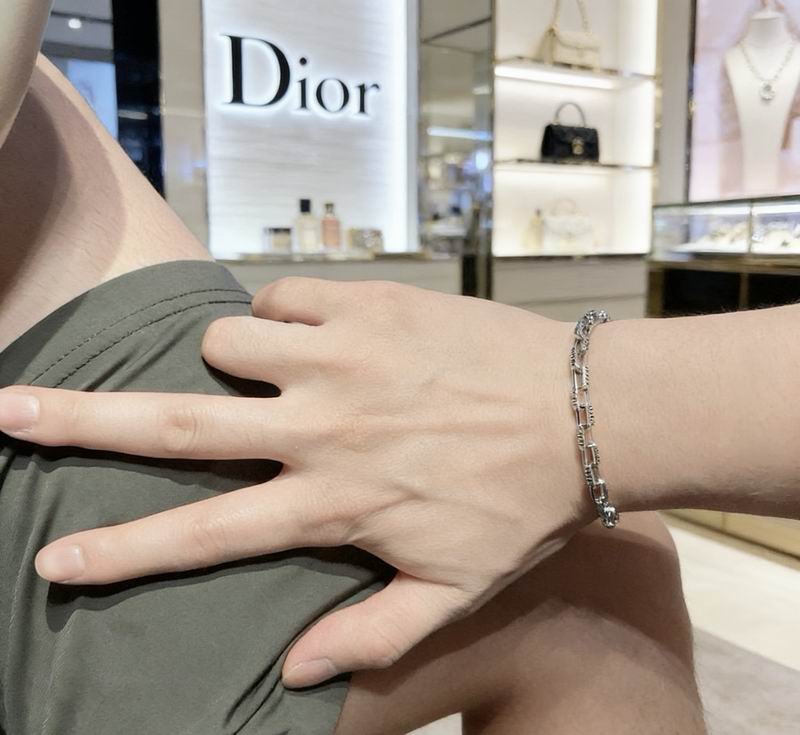 Dior Suits 02yxs06 (9)