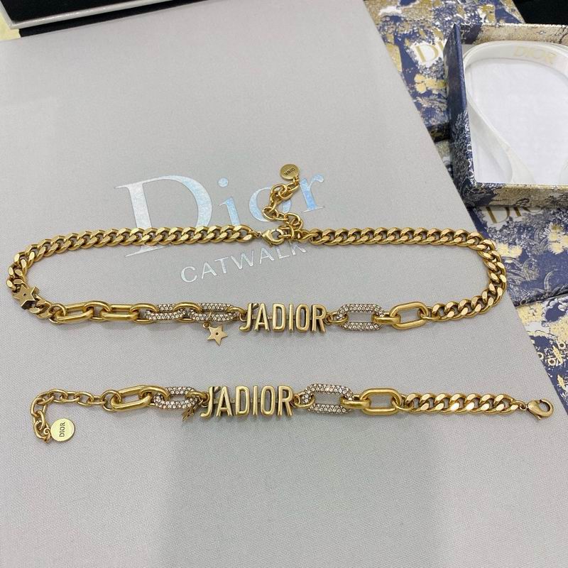 Dior Suits 02yxx01 (5)