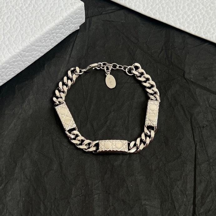 Dior Suits 03yxs13 (6)