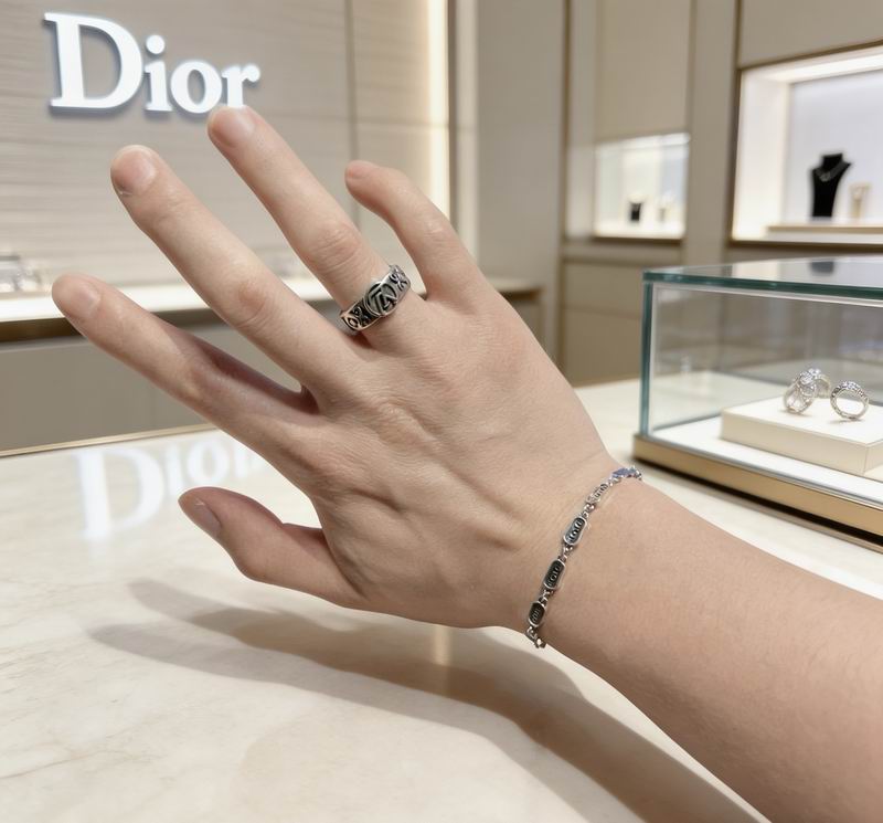 Dior Suits 03yxs16 (7)