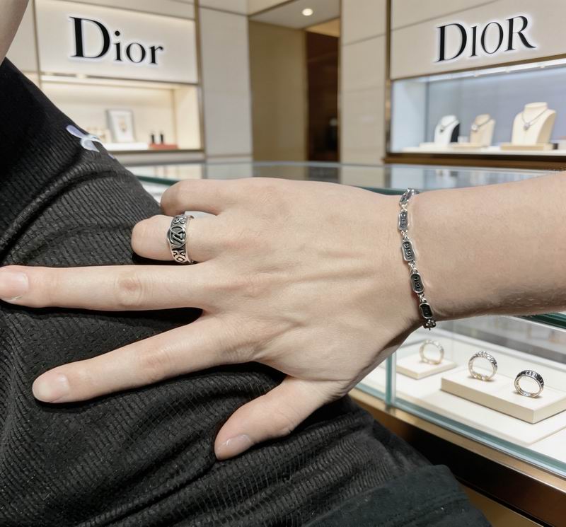 Dior Suits 03yxs16 (8)