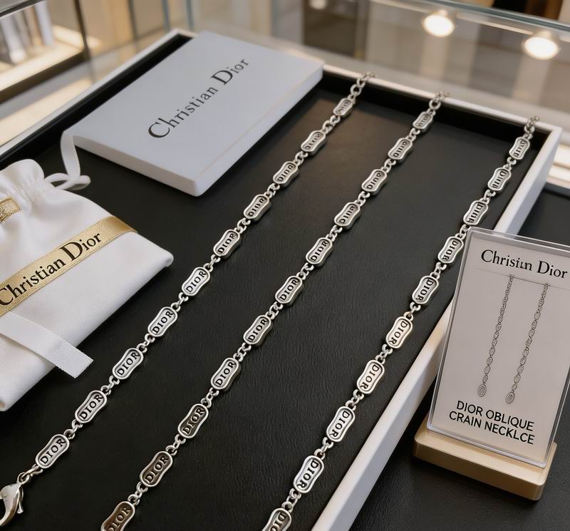 Dior Suits 03yxs17 (6)