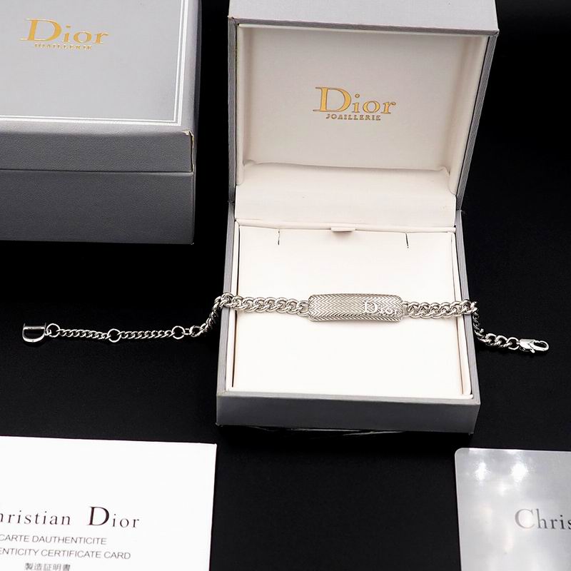 Dior Suits 03yxs25 (10)