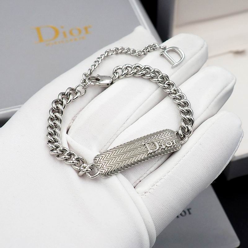 Dior Suits 03yxs25 (5)