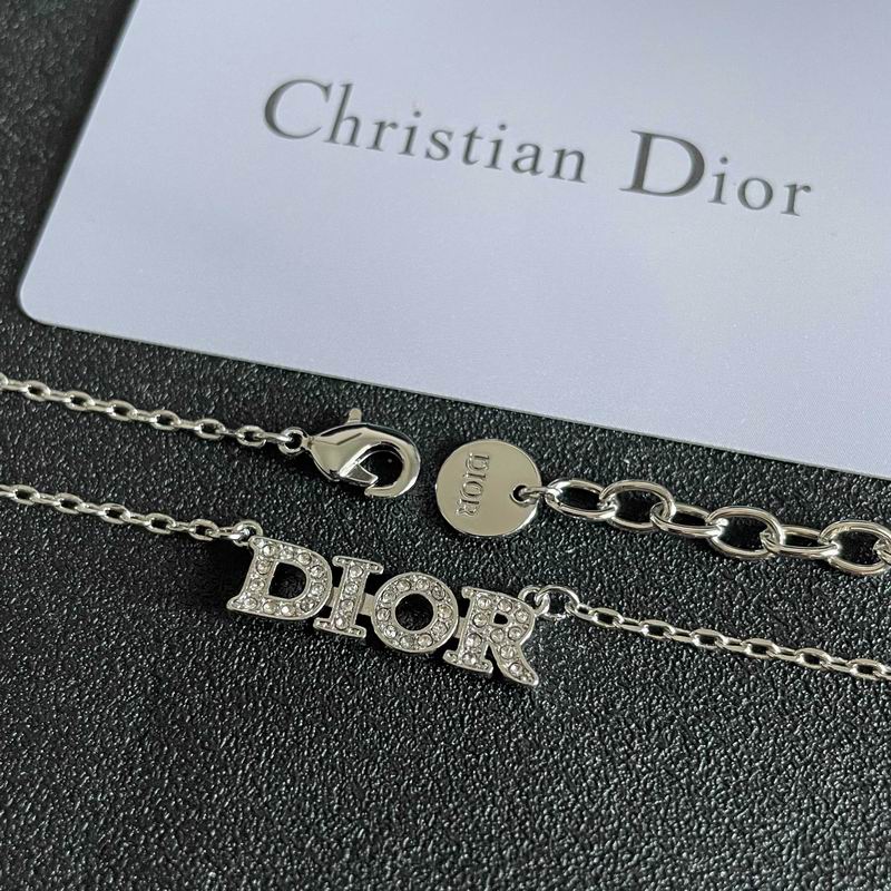 Dior Suits 03yxs29 (3)