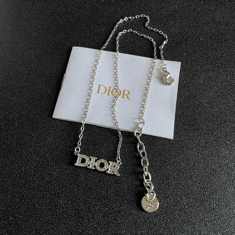 Dior Suits 03yxs29 (5)