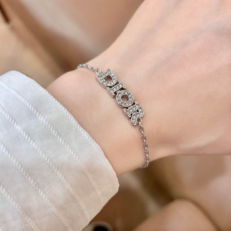 Dior Suits 03yxs30 (1)