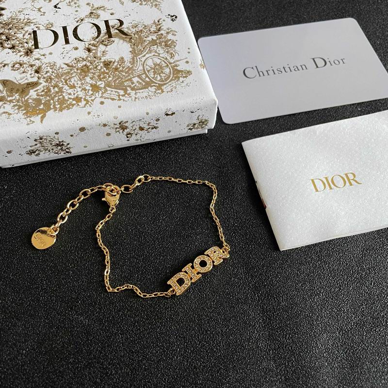 Dior Suits 03yxs30 (15)