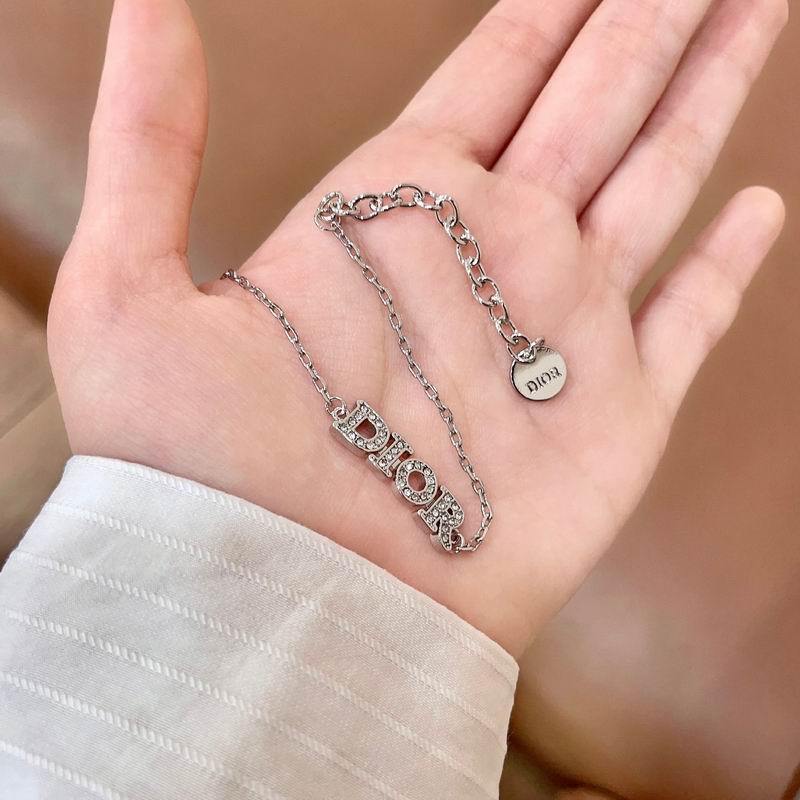 Dior Suits 03yxs30 (4)