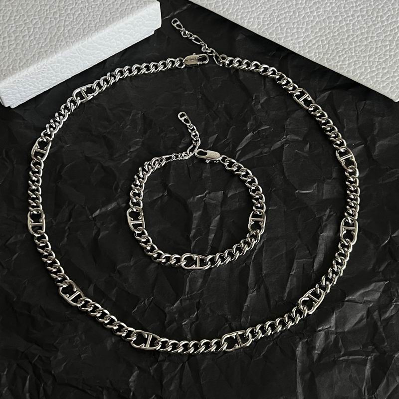 Dior Suits 03yxs35 (12)