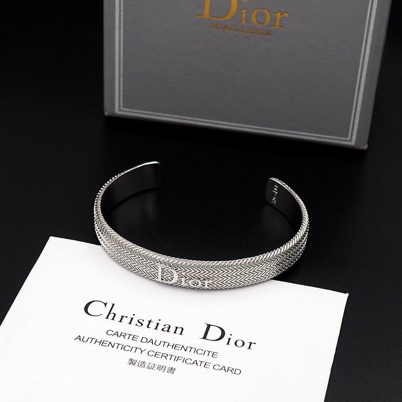 Dior Suits 03yxs37 (12)