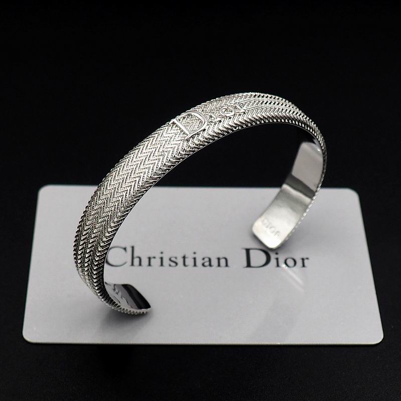 Dior Suits 03yxs37 (2)