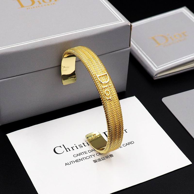 Dior Suits 03yxs37 (21)