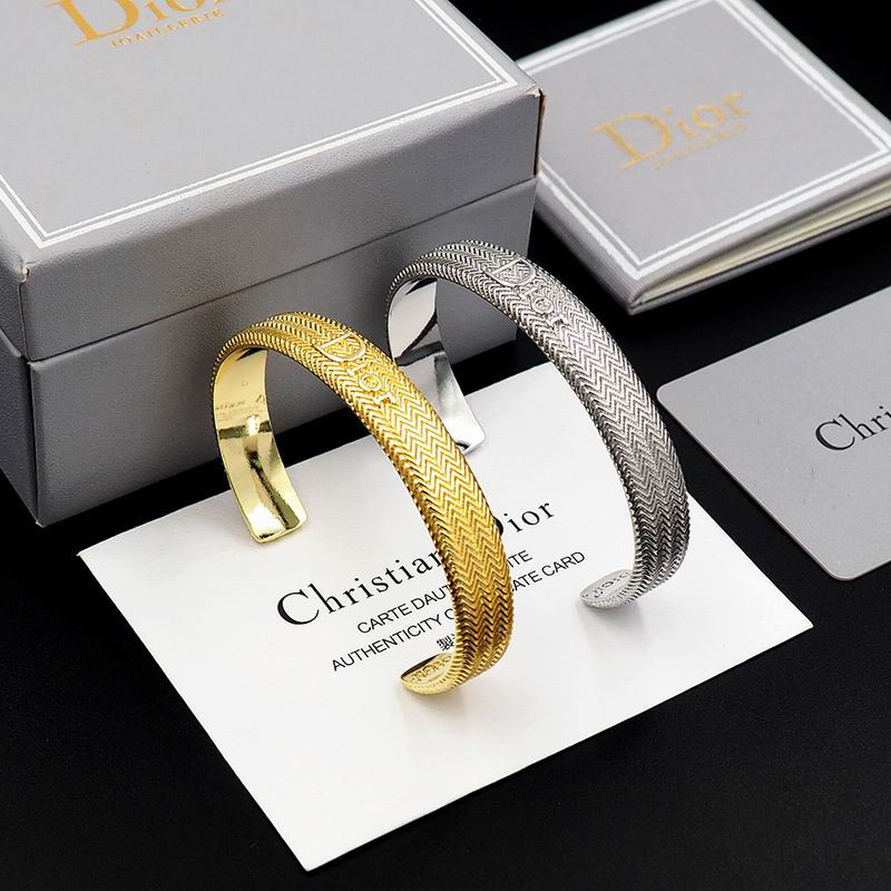 Dior Suits 03yxs37 (5)