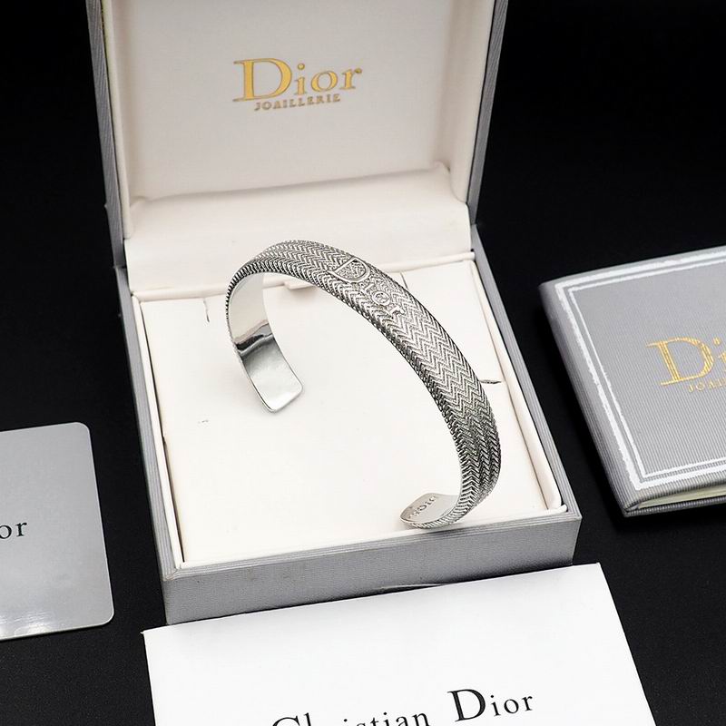 Dior Suits 03yxs37 (6)