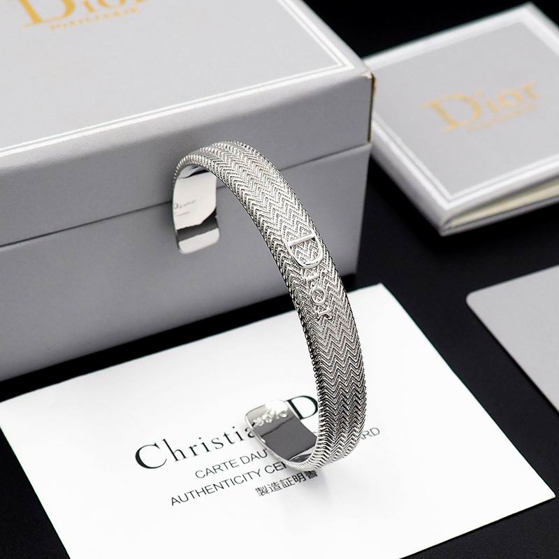 Dior Suits 03yxs37 (8)