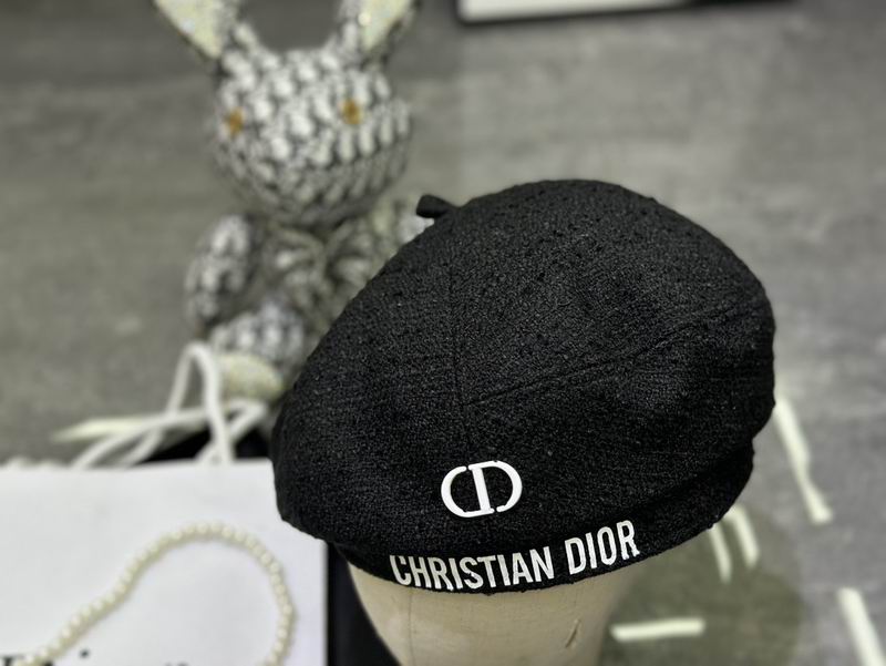 Dior beret dx (260)