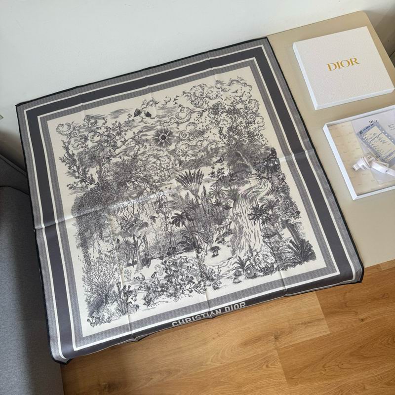 Dior silk scarf 90X90cm E15 (18)