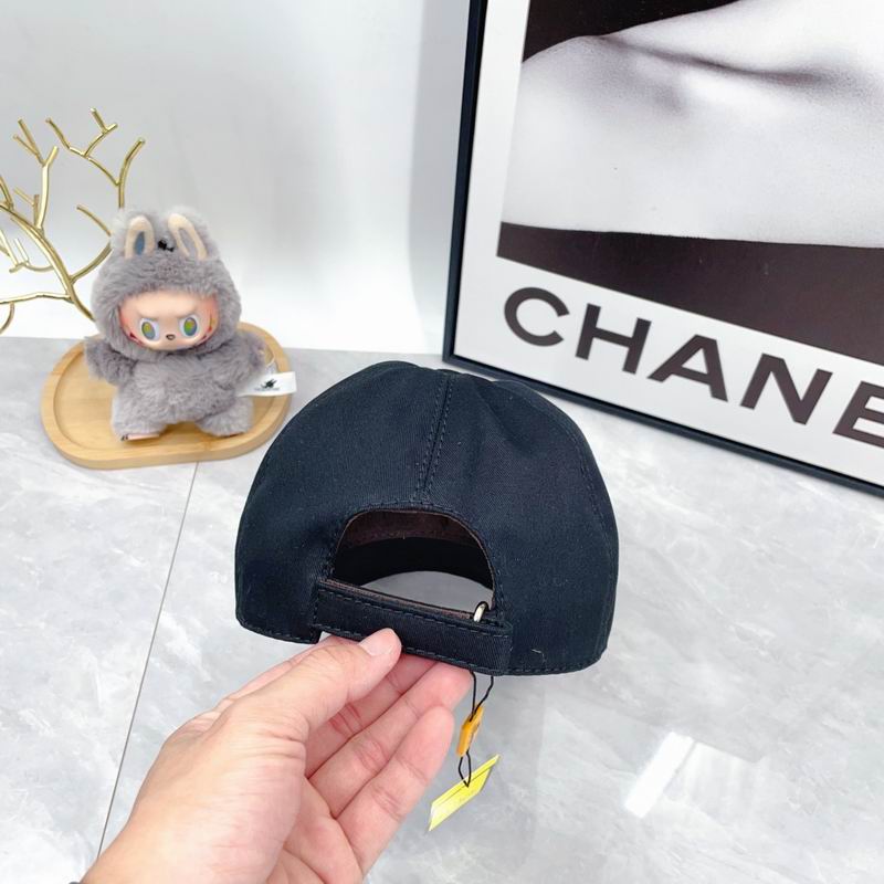 Fendi Cap（高版本）dx (387)