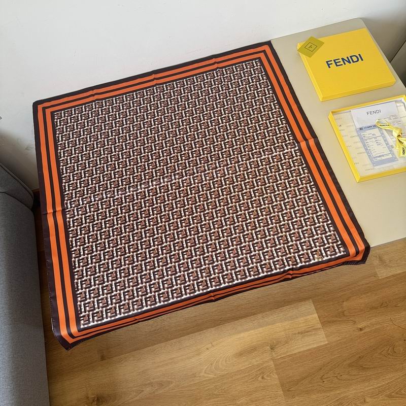 Fendi silk scarf hm (17)