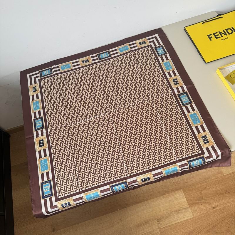 Fendi silk scarf hm (21)