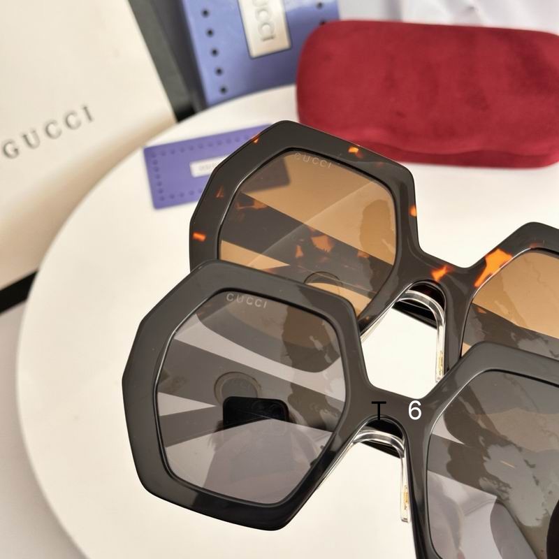 GUCCI GG0772S 55 26-145 E05