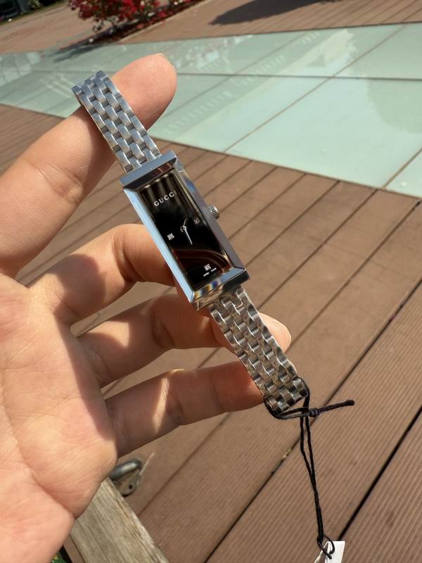 Gucci 14X34mm 27 (3)