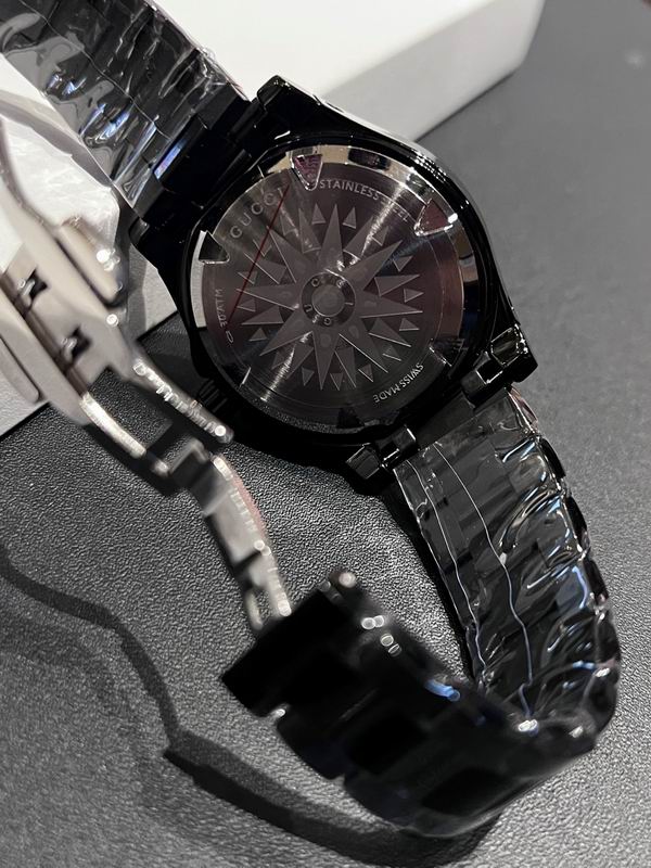 Gucci 40mm 37 (10)
