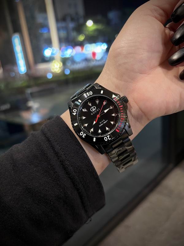 Gucci 40mm 37 (14)