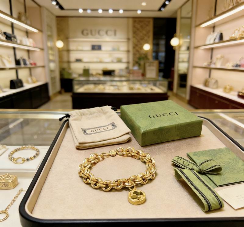 Gucci Bracelet  02yxs01(1)