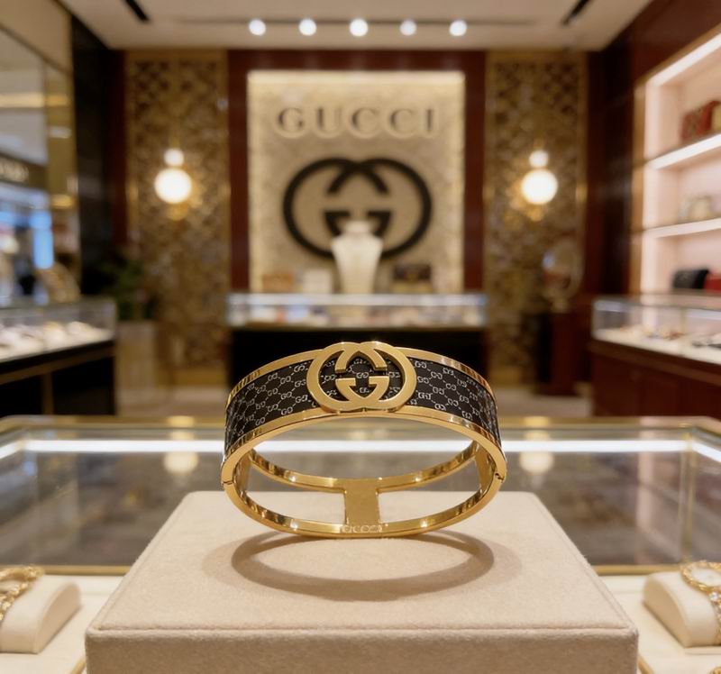 Gucci Bracelet  02yxs30 (2)