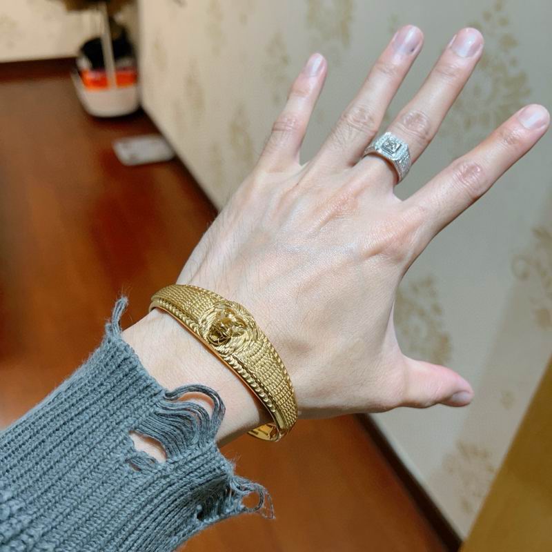 Gucci Bracelet  02yxs34 (3)