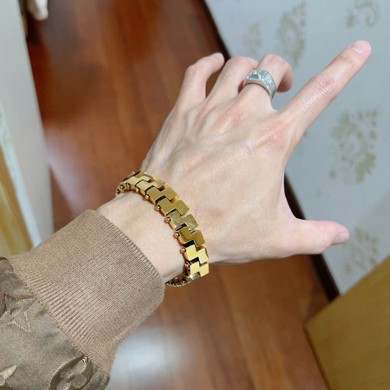 Gucci Bracelet  02yxs39 (3)