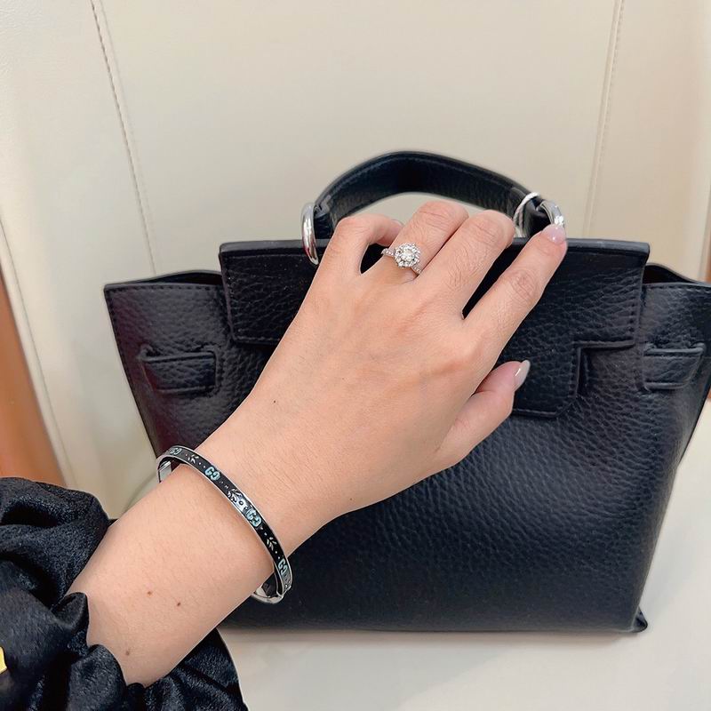 Gucci Bracelet  02yxs56 (3)