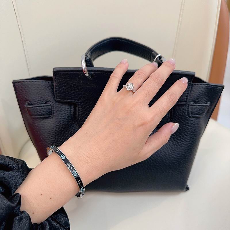 Gucci Bracelet  02yxs56 (6)