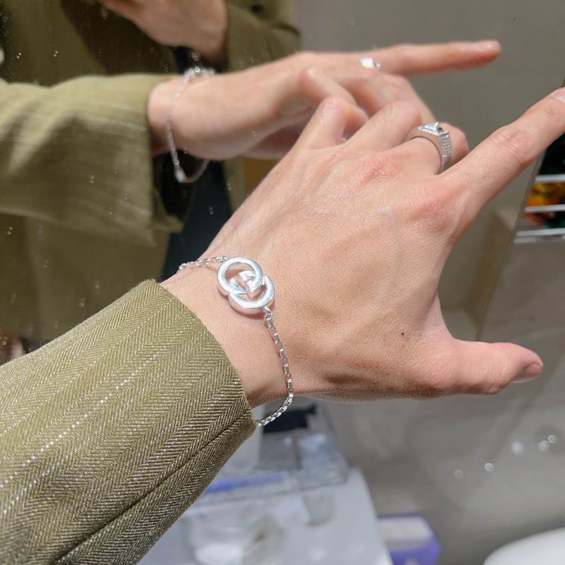 Gucci Bracelet  02yxs57 (3)
