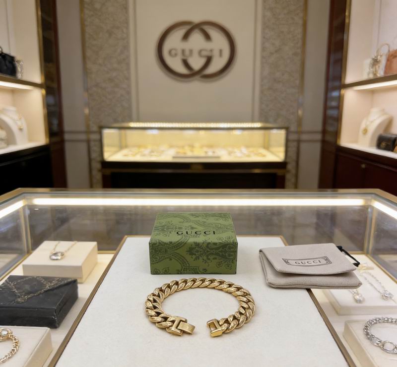 Gucci Bracelet 03yxs100 (4)