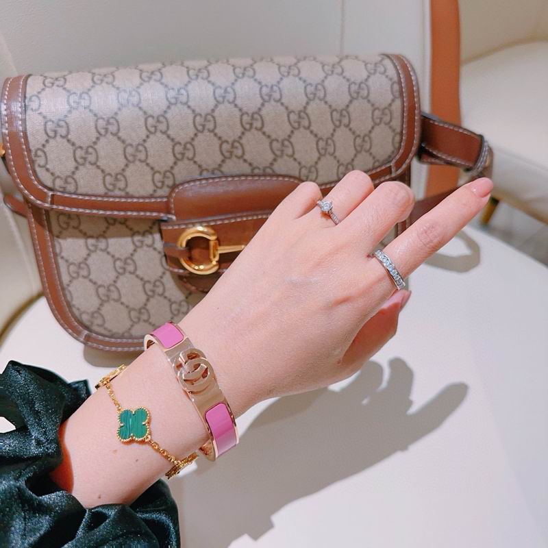 Gucci Bracelet 03yxs111 (18)