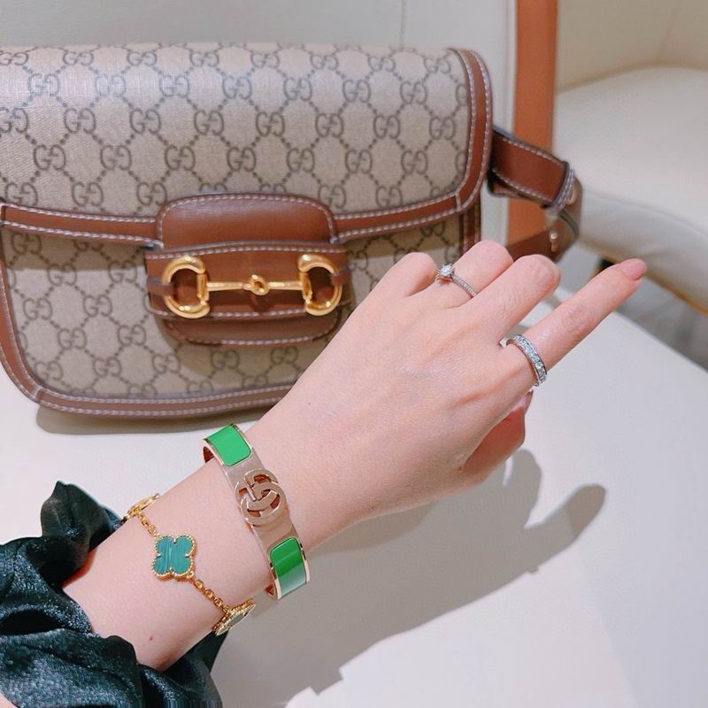 Gucci Bracelet 03yxs111 (3)